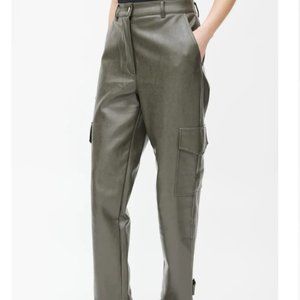 Wilfred Grey Vegan Leather Cargo Pant | Aritzia